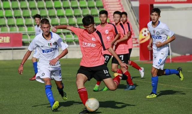  RB莱比锡青训小将首秀惊艳全场  