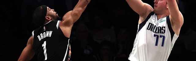  东契奇绝杀雷霆登西部榜首  