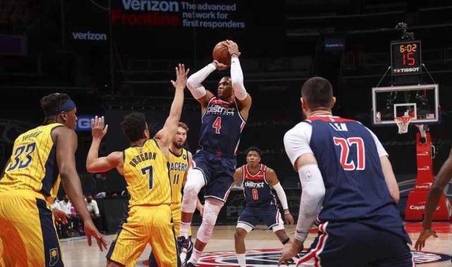  八村塁26分湖人险胜雷霆  