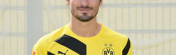  勒沃库森锋线全面开花，五球横扫副班长球队