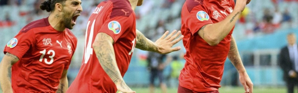  哈兰德,连续,帽子戏法,创纪录,曼城,大胜,对手,领跑,积分榜  