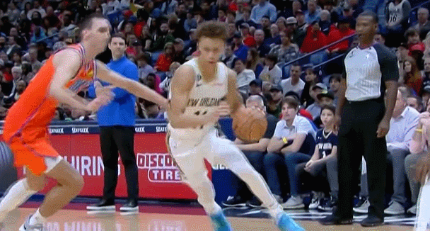  亚历山大关键球雷霆险胜鹈鹕