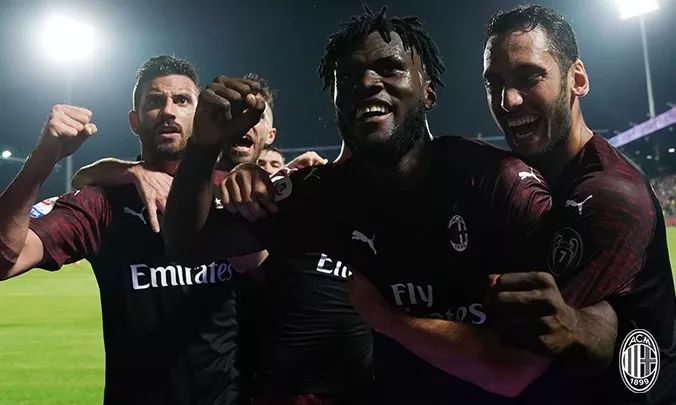  亚特兰大快速反击犀利，瞬间突袭打乱对手部署  