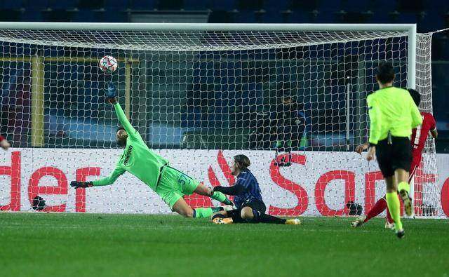  若塔帽子戏法利物浦五球横扫伯恩利显火力