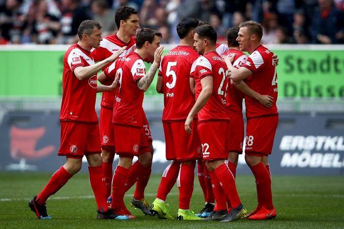  菲尔特升班马之旅，德甲新军适应顶级联赛节奏