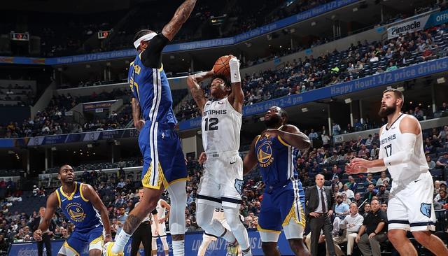  班凯罗两双魔术击败公牛结束连败颓势